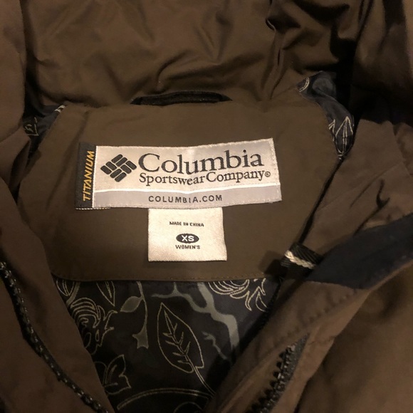 Columbia puff coat - Picture 2 of 5